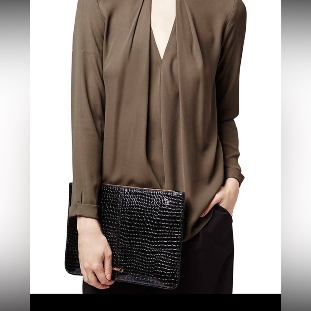 Topshop black crocodile embossed clutch - Picture 2 of 11